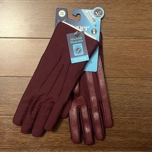 Isotoner L/XL Lined Water Repellent Three Draw Spandex Gloves